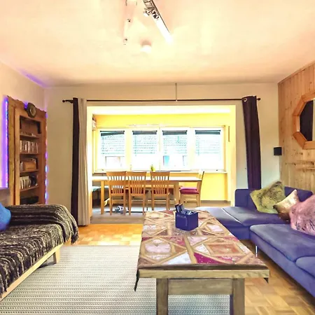 Apartment Dmg - 'funky First Floor' Unique Mountain
