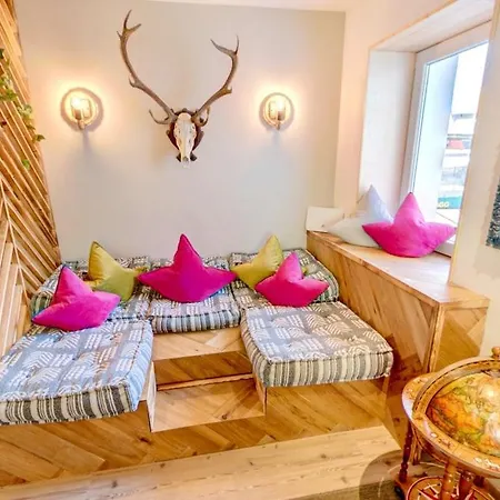 Apartment Mountain Getaway - Funky First Floor Fulpmes